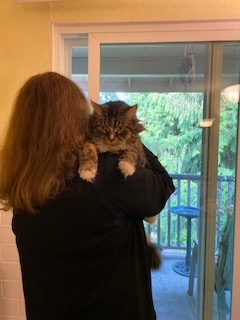 img_kathy-with-cat