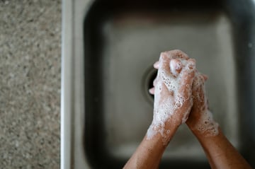 blog-img_washing-hands-with-soap-and-water